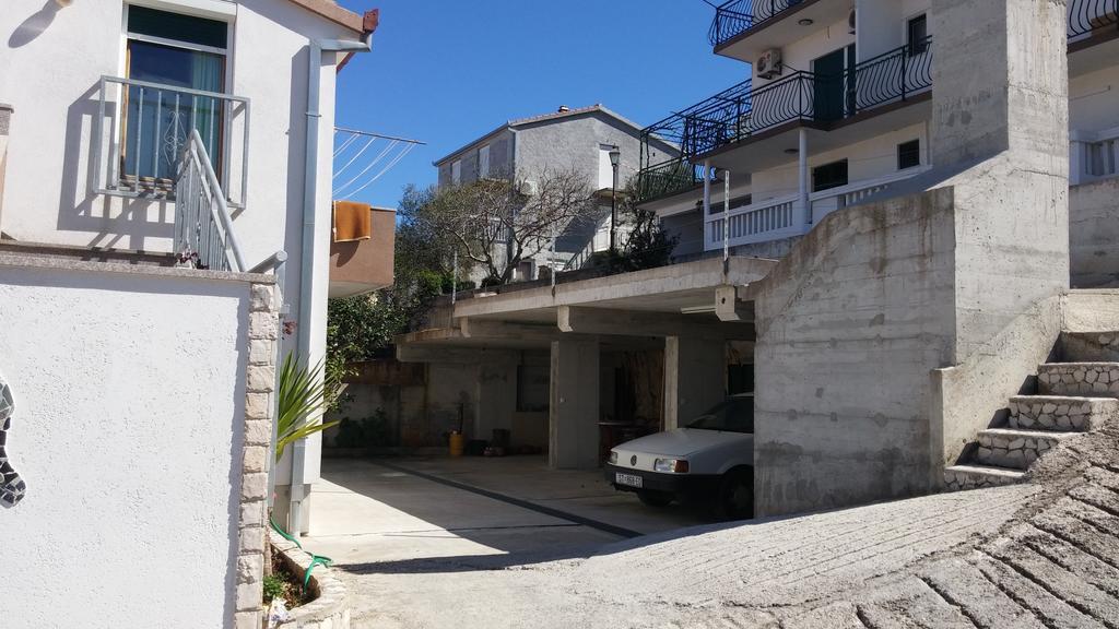 Apartment Karmen Trogir Eksteriør bilde
