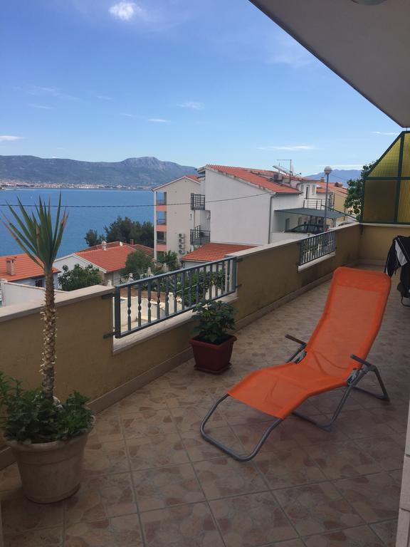 Apartment Karmen Trogir Eksteriør bilde